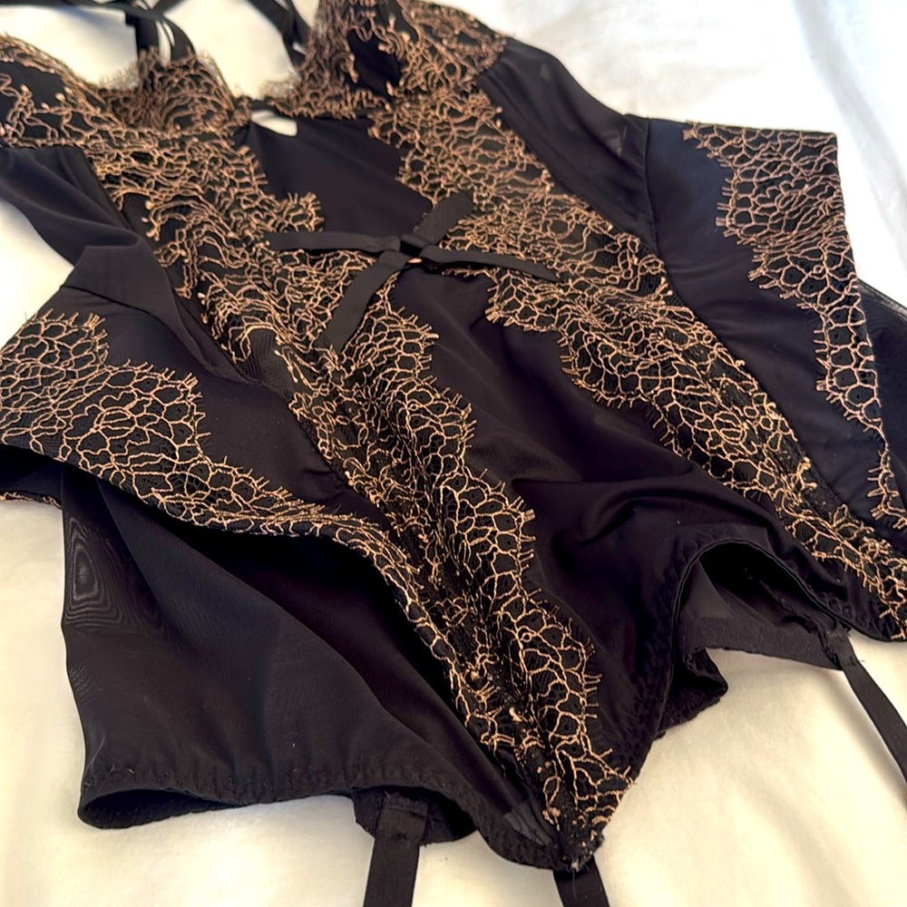 NWOT Victoria Secret Lingerie Bodysuit - Picture 5 of 5